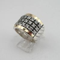 Meistverkaufter Ethnischer Retro Karierter Breiter Damenring aus Messing mit Edelsteinen 18K Vergoldet Kreatives Modisches Vintage-Design
