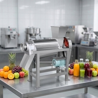 Extracteur de jus automatique à vis spirale en acier inoxydable pour l'extraction de jus de noix de coco, mangue et ananas