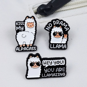 Broche versátil de <span class=keywords><strong>alpaca</strong></span> europea y americana con letra inglesa, accesorio de nicho, medalla para decoración de ropa y mochilas - Product Image 4