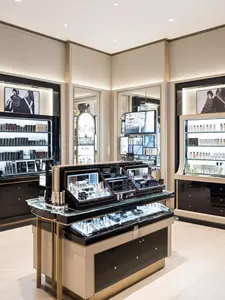 Vitrines <span class=keywords><strong>de</strong></span> présentation <span class=keywords><strong>de</strong></span> parfums <span class=keywords><strong>de</strong></span> luxe, comptoirs <span class=keywords><strong>de</strong></span> parfums personnalisés, vitrines LED, équipements <span class=keywords><strong>de</strong></span> magasin <span class=keywords><strong>de</strong></span> détail, solution <span class=keywords><strong>de</strong></span> magasin clé en main complète - Product Image 3