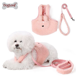 Conjunto de arnés y <span class=keywords><strong>correa</strong></span> para perro mascota, chaleco de felpa de diseñador de lujo personalizado con cuerda <span class=keywords><strong>Flexi</strong></span>, arneses de lujo personalizables para mascotas - Product Image 2