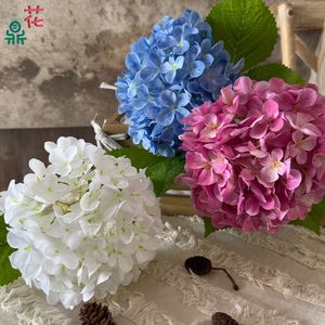 Bouquet d'hortensias artificiels Elsa en soie pour mariage, décoration intérieure et décorations de Noël - Product Image 3