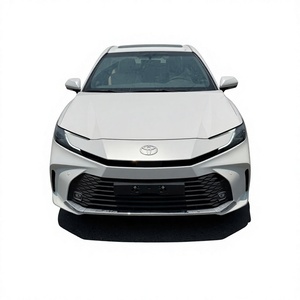 NOUVEAU Toyota Camry IX 2026 Essence Atmosphérique 4 Portes Hayon Automatique Toit Ouvrant Caméra Arrière 360° Feux LED Gauche Cuir - Product Image 1