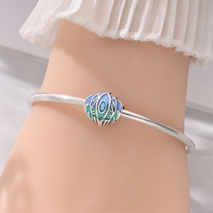 Leuchtende Ozean-Charms Zirkon Niedliche Messing Versilberte Im-Dunkeln-Leuchtende Meereslebewesen Schildkröte Seestern Seepferdchen Perlen DIY Armband - Product Image 4