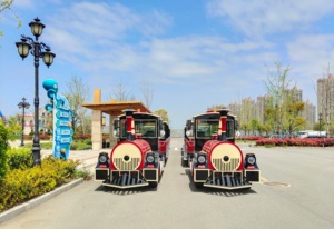 Venta Directa de Fábrica: Tren Turístico Moderno de Baja Velocidad y Cero Emisiones, Sin Rieles, con 72 Asientos, para Turistas - Product Image 3