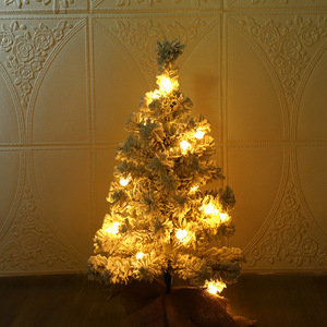 <span class=keywords><strong>Sapin</strong></span> <span class=keywords><strong>de</strong></span> Noël artificiel Ruisen Snowberry Spruce PVC <span class=keywords><strong>de</strong></span> haute qualité, 120-240 cm, avec base, pour intérieur et extérieur, illuminé - Product Image 2