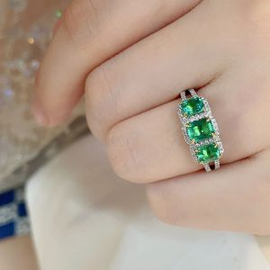 Bague à trois pierres Xinfly Vintage pour anniversaire de mariage, en or 18 carats, avec émeraude naturelle de 1,3 ct sertie clos - Product Image 2