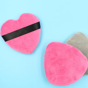 Logo personnalisé velours visage et corps blanc noir rose miroitant poudre bouffante réglage poudre ample bouffante pointu coeur poudre bouffante - Product Image 5