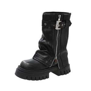 <span class=keywords><strong>Stivali</strong></span> Corti Neri alla Moda con Suola Spessa e Gambale Largo, Doppia Cerniera, Stile Western da Donna a Metà Polpaccio - Product Image 1