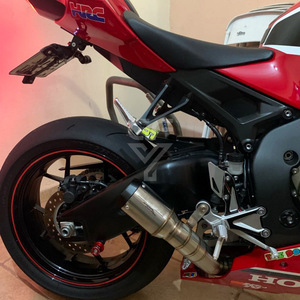 ส่วนท่อไอเสียรถจักรยานยนต์ส่วนด้านหน้าและกลางสำหรับ CBR1000 CBR1000RR <span class=keywords><strong>RR</strong></span> <span class=keywords><strong>CBR</strong></span> 1000 <span class=keywords><strong>RR</strong></span> - Product Image 5