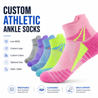 Chaussettes de sport athlétiques personnalisées avec logo, vente en gros, chaussettes de performance respirantes coupe basse, prix direct usine, faible MOQ, OEM ODM
