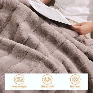 Chăn nỉ cỡ lớn thân thiện với môi trường, di động, 100% polyester, màu trơn, giả lông thú - Product Image 1