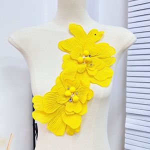 Angesagter Stoffaufkleber mit Blumenstickerei, Korsagen-Anstecknadel, Perlen-Applikation für Brautkleider, DIY-Petticoats, grenzüberschreitendes Zubehör - Product Image 1