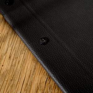 Menu en cuir noir personnalisé pour restaurants, cafés et bars, avec reliure à vis, pour la vente en gros - Product Image 5