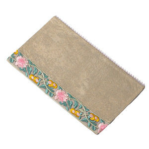 Tapete de Tela Rectangular Bordado a Mano con Diseño Floral para Mesa de Té - Product Image 5