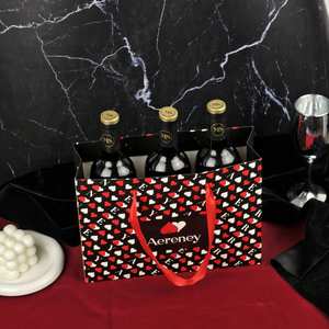 High Quality Biodegradable Paper <b>Gift</b> Bags Wholesale Colored <b>Gift</b> Shopping Paper Bag with Handle - Product Image 5