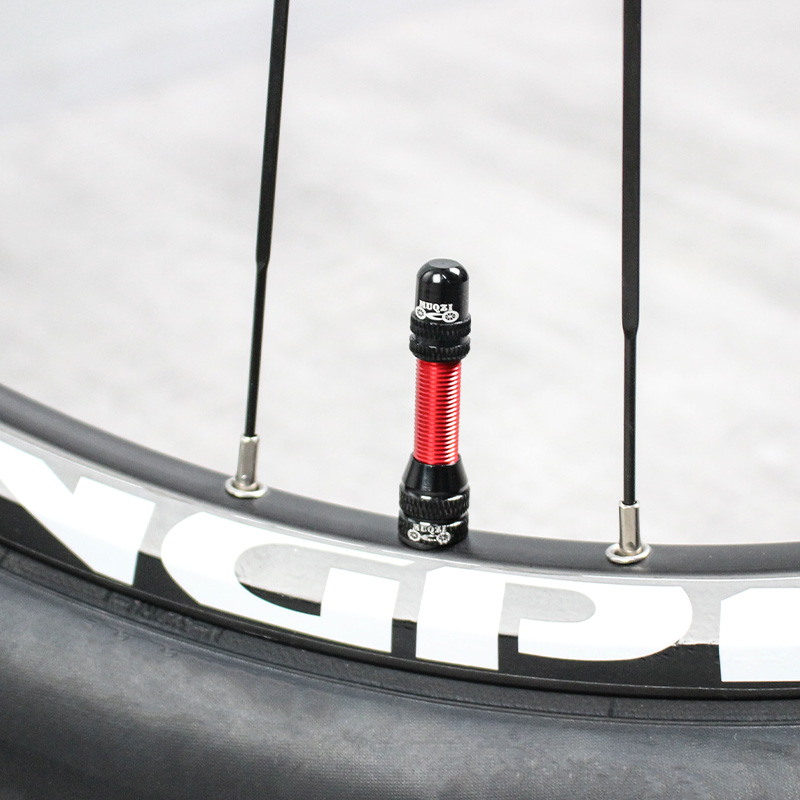 MUQZI Set Di 2 Valvole Tubeless Per Bicicletta – Presta 40 Mm Con Adattatore E Attrezzo, Colore Nero - 5