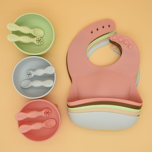 Plato de Silicona con Divisiones y Agarre Antideslizante para Niños Pequeños, Juego de Alimentación con Tazón de Succión, <span class=keywords><strong>Platos</strong></span> y Cuchara de Silicona Antideslizantes para Bebés - Product Image 4