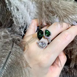 Heldere High-End Peer Geslepen Grote Diamanten Ringen Prachtige Luxe Groene Smaragdgroene Ring Voor Vrouwen Avondfeest Sieraden