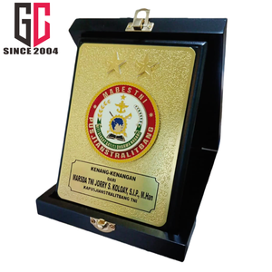 15 anni di fabbrica in metallo personalizzato in legno esercito premio trofeo targa con scatola - Product Image 1