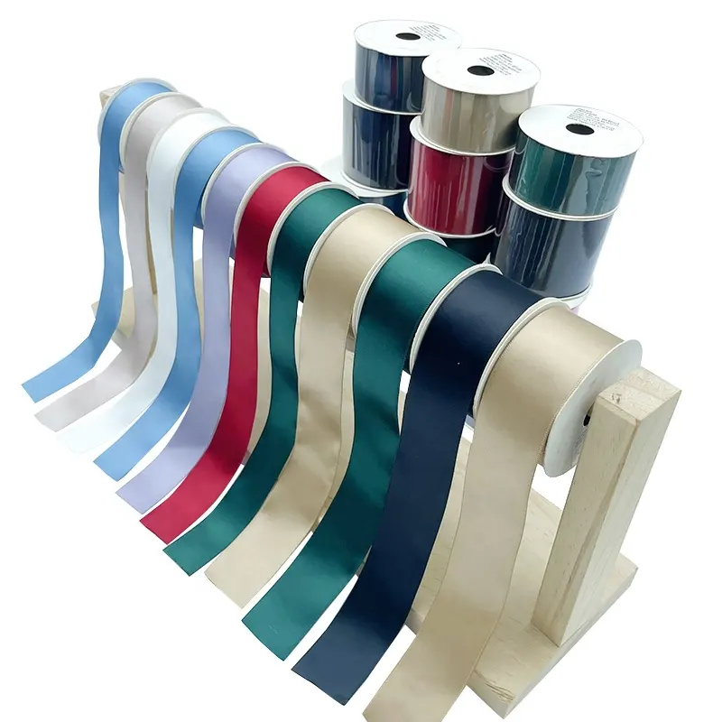 E-Magic Großhandel recycelbares individuelles Logo Satinband 100 % Polyester Satinband 25 mm bedrucktes Band für Geschenkverpackung