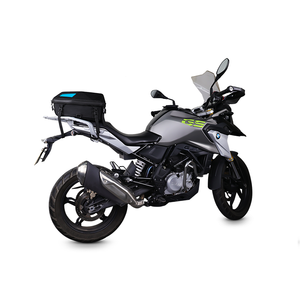 Sac de selle rigide lumineux extensible MOTOCENTRIC pour moto, accessoire de bagage moto - Product Image 2