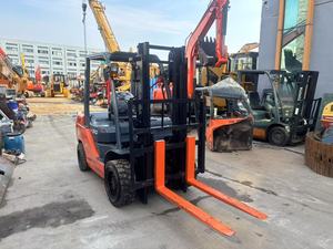 Carretilla elevadora TOYOTA 3Ton usada barata, alta calidad, bien cuidada, totalmente probada, garantía de 6 meses, lista para enviar - Product Image 4