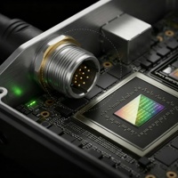 Accélérateur IA JumSoft PCIe Gen5 141 Go HBM3e GPU refroidi par eau pour l'entraînement et la déduction IA sur station de travail