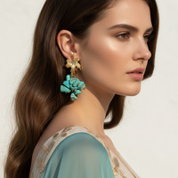 Boucles d'oreilles pendantes en forme de goutte d'eau turquoise pour femme, en acier inoxydable, avec pampilles en pierres colorées et perles faites à la main, style bohème, tendance, article très prisé