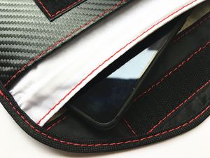 Llavero Premium con Jaula de Faraday para Protección Antirrobo y Antiescaneo de Llaves Modernas - Product Image 5