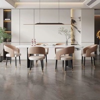 Nouvelle chaise de salle à manger de style minimaliste italien haut de gamme avec revêtement en cuir, structure en métal, design moderne pour la maison et l'hôtel