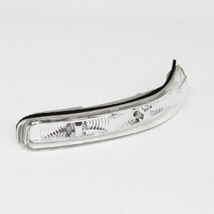 Kia Led <b>Mirror</b> Turn Signal Light 876232J000 Right Side For 2008-2017 Kia Baron Car Exterior Rearview <b>Mirror</b> - Product Image 2