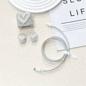 Housse de <span class=keywords><strong>chargeur</strong></span> de luxe Love Heart Diamond Set pour <span class=keywords><strong>IPhone</strong></span> <span class=keywords><strong>11</strong></span> 12 13 14 <span class=keywords><strong>18W</strong></span>-20W Sparkle Clear Charge Protection Cover Charger Sleeve - Product Image 2