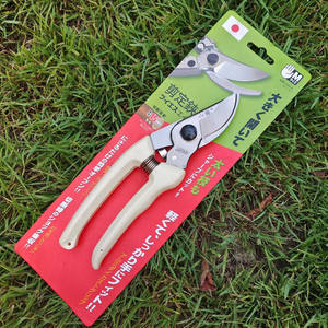 กรรไกรตัดแต่งกิ่งยามาฟูจิ 130 แบบญี่ปุ่น ผลิตจากเหล็กกล้าไร้สนิม สำหรับตัดแต่งกิ่งไม้ผล ดอกไม้ และกิ่งก้าน ขนาด 20-30 มม. - Product Image 2