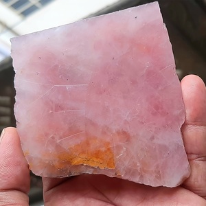 Vendita all'ingrosso unica fetta di quarzo rosa perfetta per la decorazione della casa regali per le vacanze e collezioni di pietra - Product Image 4