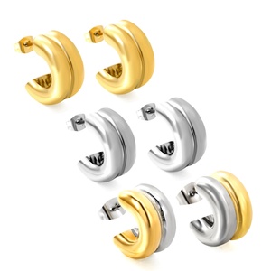 Joyería de Moda al por Mayor, Aros de Acero Inoxidable Chapados en Oro de 18K, Resistentes al Deslustre, de Doble Capa, con Forma de CC, para Mujer - Product Image 1