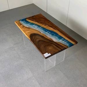 Table en résine avec logo personnalisable transparent, surface mate ou brillante, en époxy, bois de cèdre, frêne, noyer d'Amérique du Sud - Product Image 4