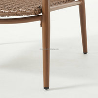 Chaise de loisirs en rotin brun de qualité supérieure - Design contemporain et élégant pour balcon extérieur, parc, villa et espaces intérieurs