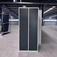 Armoire de chambre autoportante contemporaine en acier, meuble de rangement domestique durable et verrouillable pour l'organisation personnelle