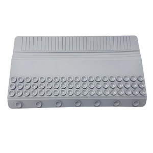 Paraspruzzi da cucina in silicone con base a ventosa - Bloccaacqua riutilizzabile per lavello da cucina - Product Image 3