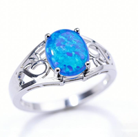 Nouvelle conception, bague de fiançailles en argent sterling 925, bijoux en argent charmants, grande taille, coupe ovale, opale bleue synthétique, halo