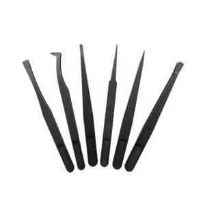 Pince à cils RMI 90 degrés, fine, noire, à pointe plasma, en fibre nano, avec logo personnalisé gratuit - Product Image 1