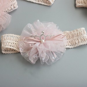 Serre-tête bébé en tulle brillant avec couronne, dentelle, strass, oreilles de lapin, motif floral, turban, sequins, nœud en maille, accessoires capillaires souples et élastiques - Product Image 4