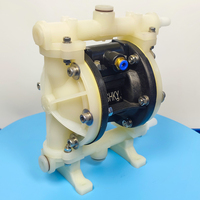 Pompes pneumatiques chimiques de 3/8 po en PVDF résistant aux acides, à faible consommation de pièces détachées, performance stable et faible taux de défaillance, en vente