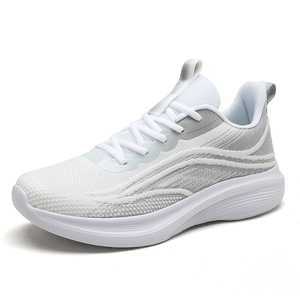 Chaussures de sport respirantes en mesh pour femmes, tendance printemps-automne, confortables et stylées - Product Image 2