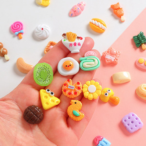 KI Chuangshen Miniature di animali e cibo simulati, Modellini in resina per gioielli fai da te, Accessori per negozi di alimentari, Buste a sorpresa - Product Image 2