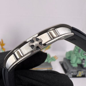 Montre mécanique pour homme de style racing, série 67-01, boîtier de luxe en forme de barillet, cadran à chiffres numériques grands et creux, automatique, étanche - Product Image 4