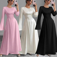 Robe moderne élégante sur mesure OEM, coupe crayon, à fines bretelles, avec ceinture à la taille, ajustée et haut de gamme, fabriquée en usine