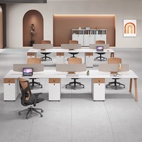 Escritorio de oficina de estilo moderno de Foshan con estantes de madera para el hogar, oficina, hospital, estación de trabajo, partición, mesa de conferencias, muebles