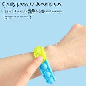 <span class=keywords><strong>Pulsera</strong></span> de silicona antiestrés Pioneer Rodent con burbujas, música y arcoíris, artículo promocional - Product Image 2